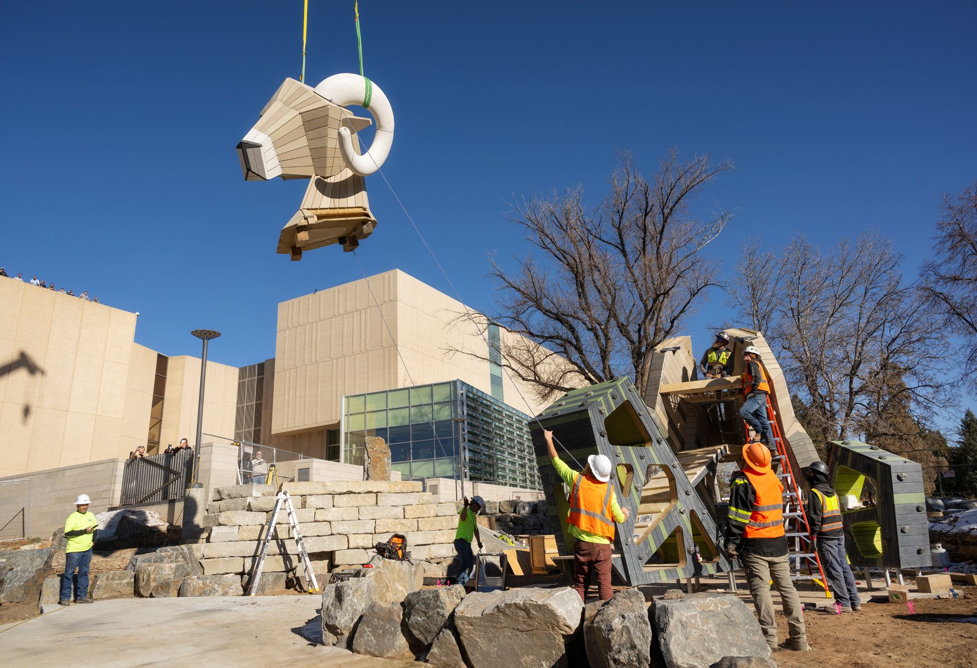 The head of a 20-foot Big Horn Sheep being installed at the Museum's newest exhibition Nature Play. (Photo/Rick Wicker)